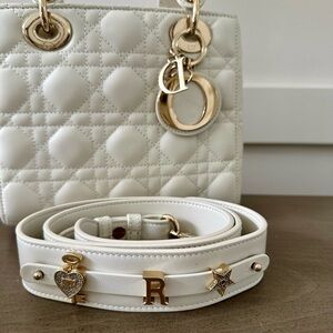 Dior My ABCDior badges